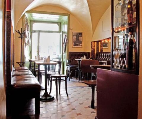 Kleines Café