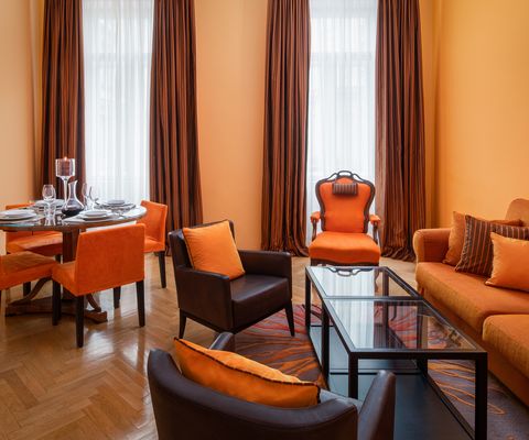 Wohnraum - Deluxe Suite im Appartement-Hotel an der Riemergasse Wohnraum - Deluxe Suite im Appartement-Hotel an der Riemergasse